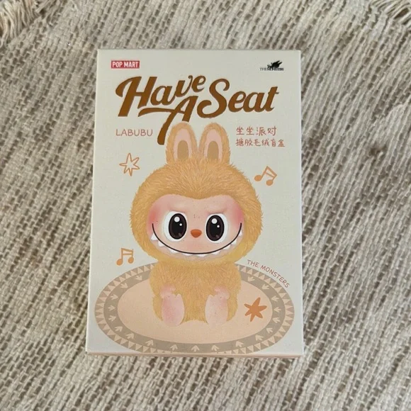 Labubh Have A Seat “Ququ” - Picture 2 of 7